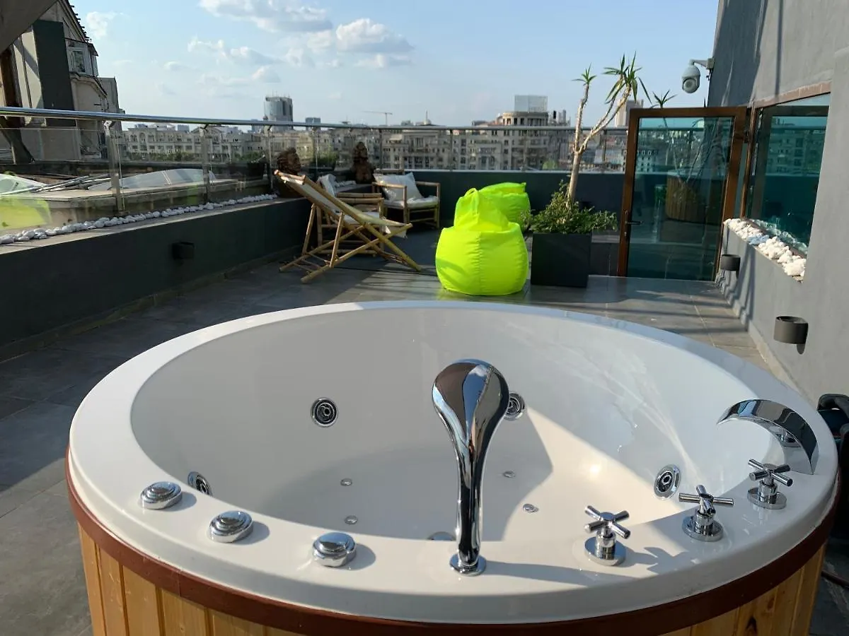 Penthouse Group 4 Apartments 布加勒斯特